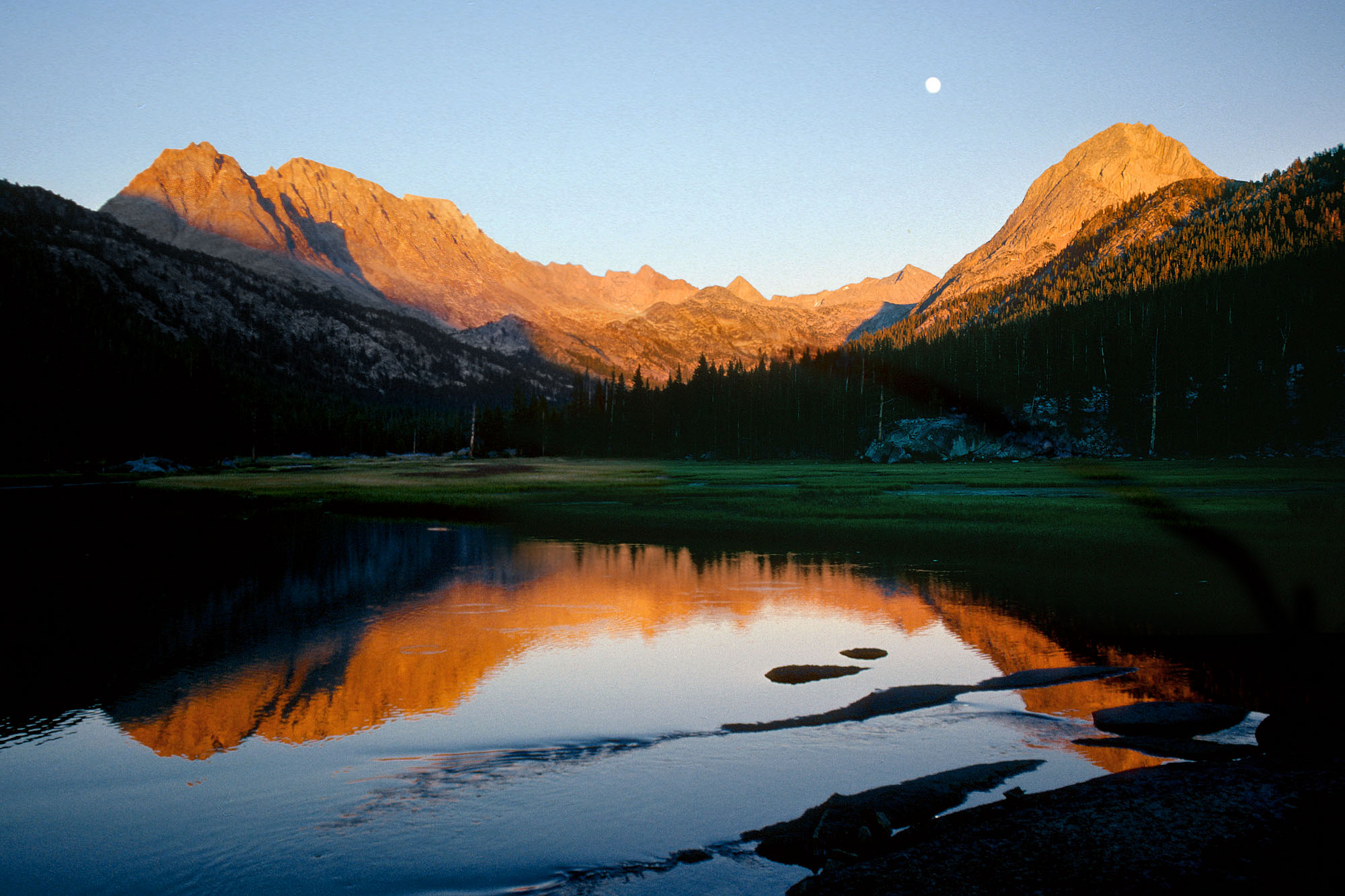 bill-hocker-moonrise-evolution-valley-high-sierra-california-1978