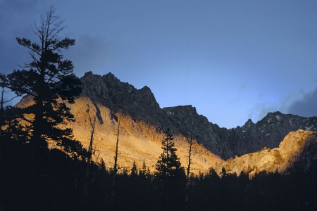 Mt. Mendal, Mt. Darwin
From Evolution Valley
High Sierra, California
