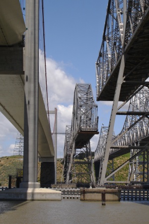 Old and New Carzuinez Bridge
Crockett, California