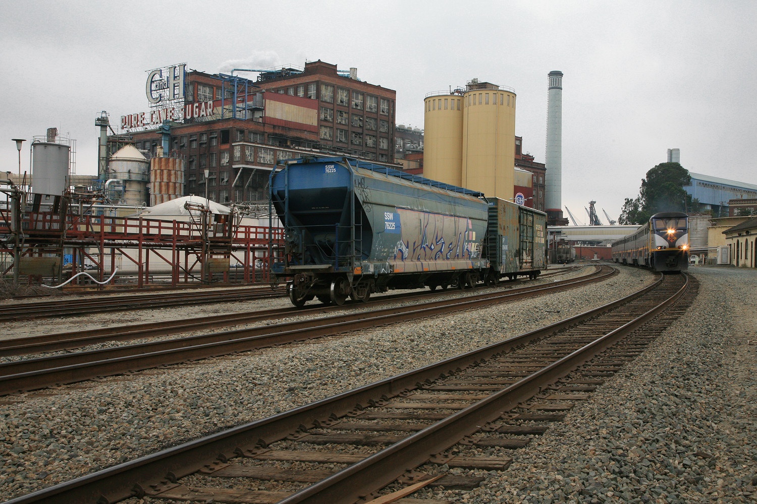 bill-hocker-c-and-h-factory-crockett-california-2008