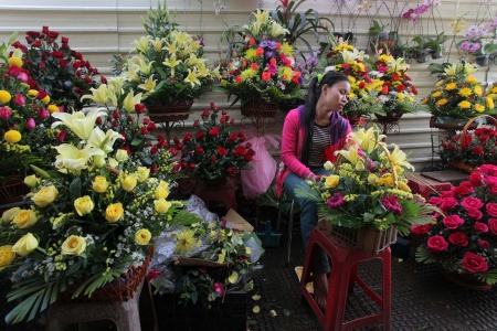 Flower Vendor
Central Market
Phnom Penh, Cambodia