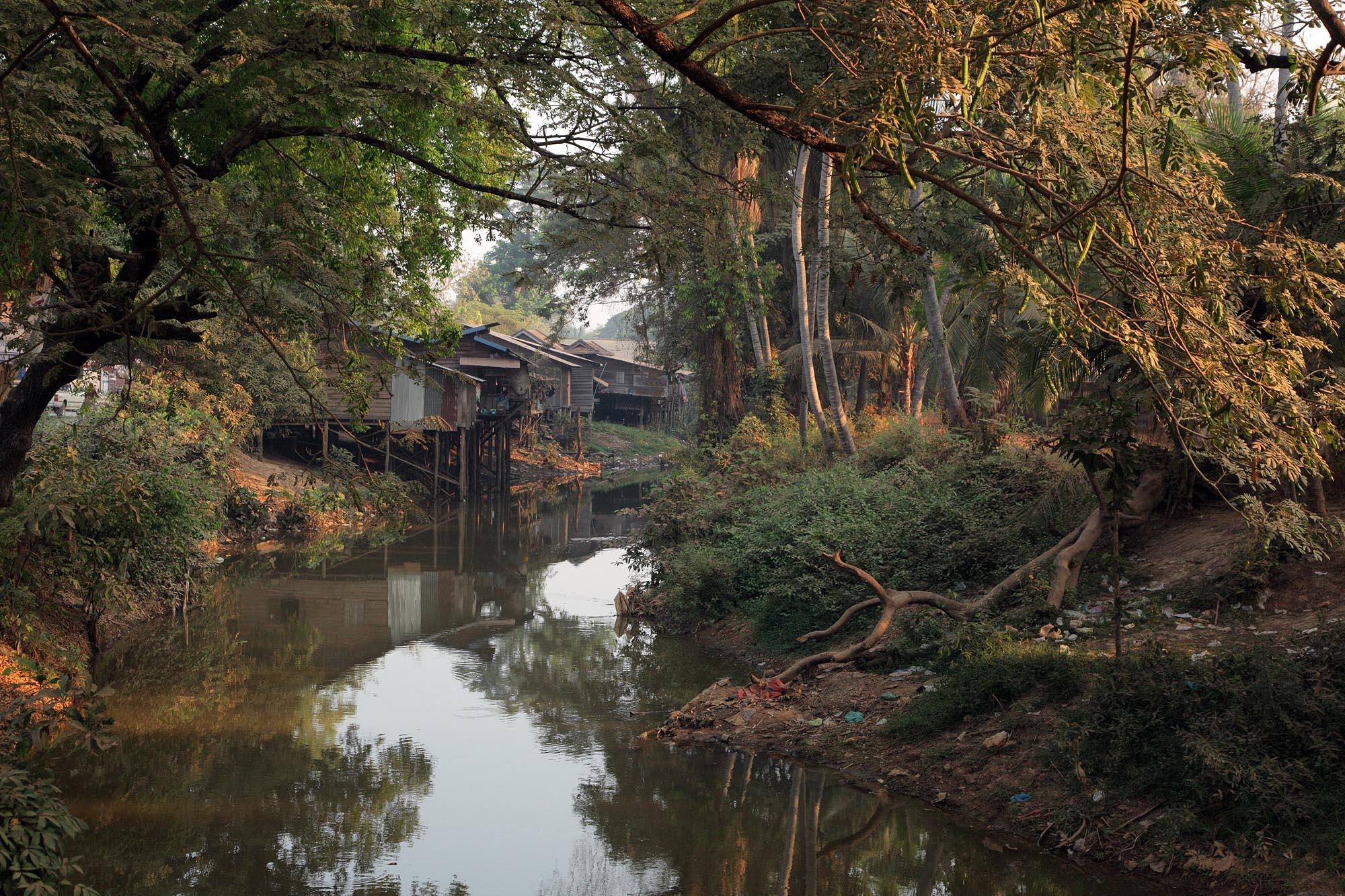 bill-hocker-siem-reip-river-siem-reip-cambodia-2010