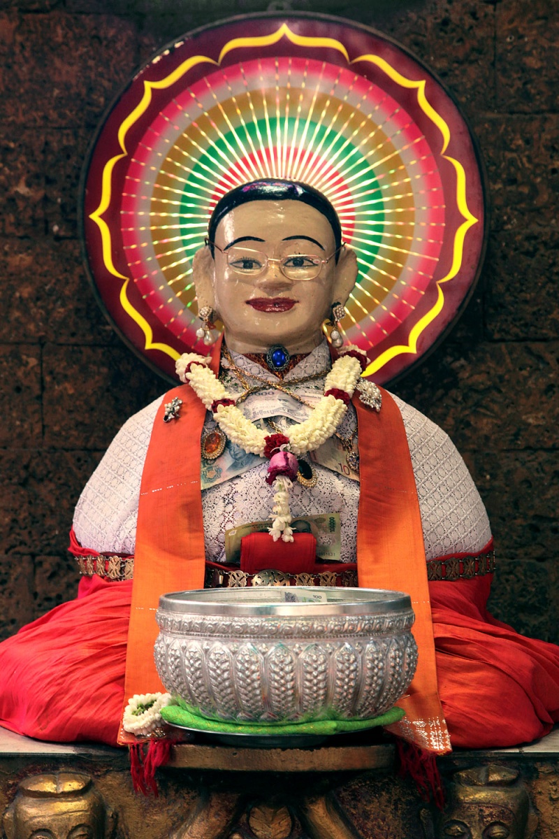 bill-hocker-patron-saint-wat-phnom-penh-phnom-penh-cambodia-2010