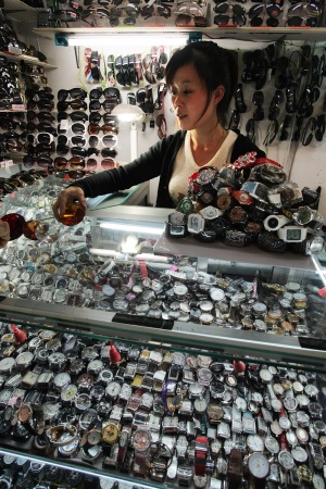 Watches, Central Market Phnom Penh, Camboida