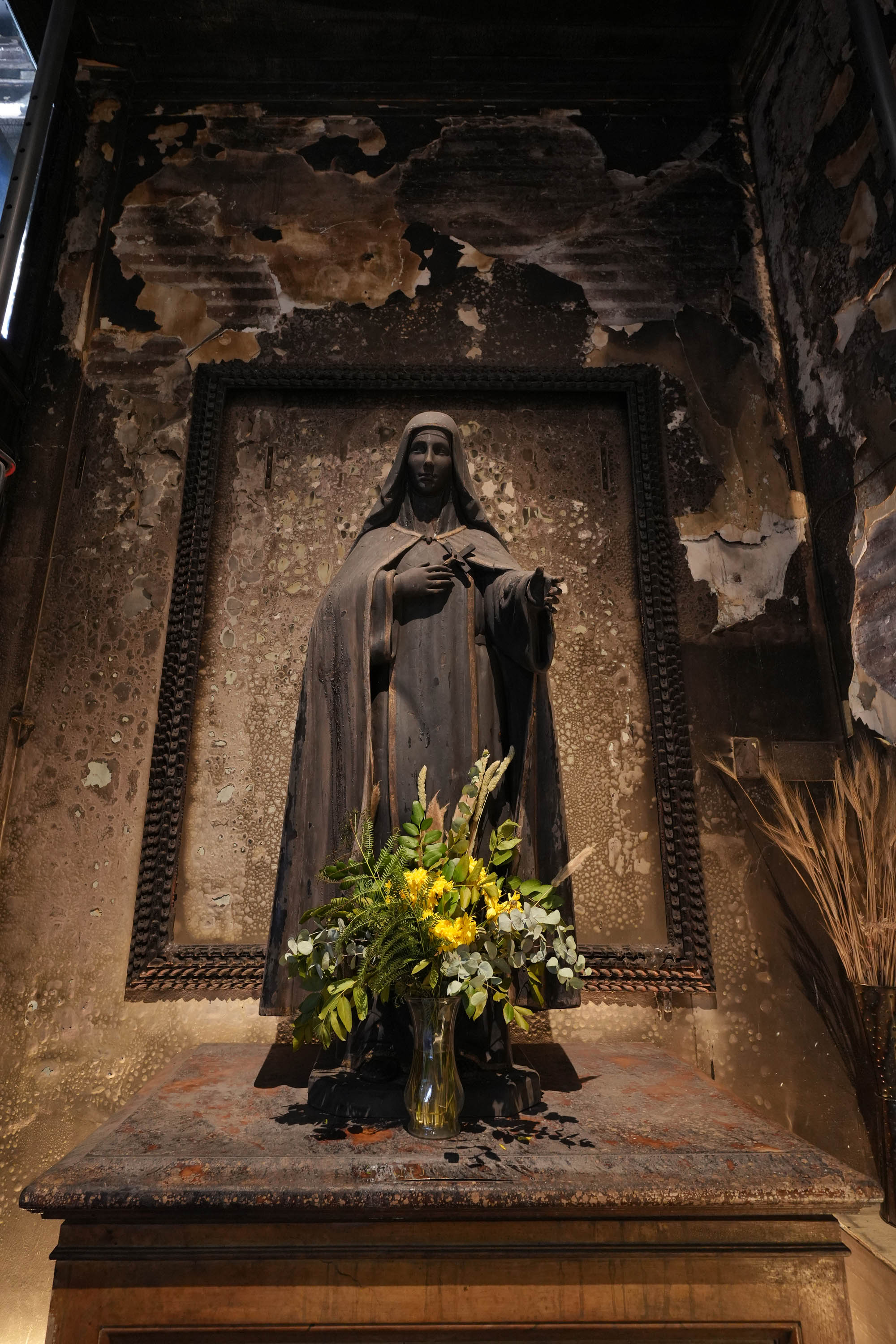 bill-hocker-mary-of-the-ashes-parroquia-de-la-veracruz-santiago-chile-2024