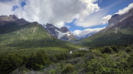 Valle de Francés
Torres Del Paine National Park
Patagonia, Chile