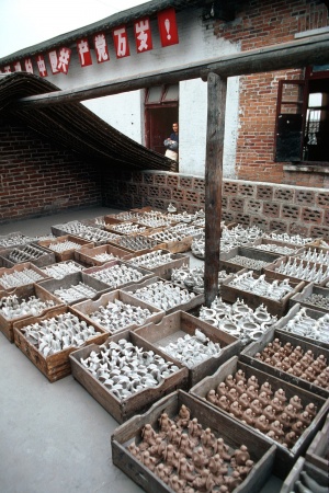 Ceramic Figurines
Fushan, China