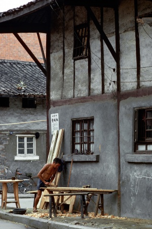 Carpenter
Chengdu, Sichuan, China
