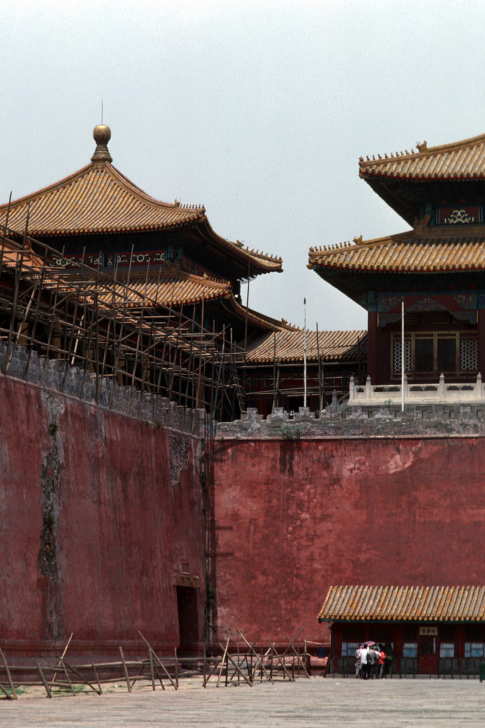 bill-hocker-forbidden-city-entrance-beijing-china-1981