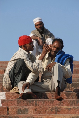 Ear cleaning, Jama MasjidNew Delhi, India