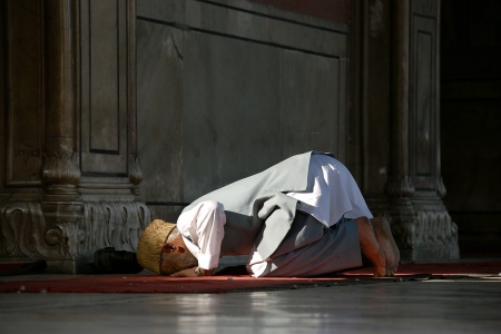 Praying, Jama MasjidNew Delhi, India