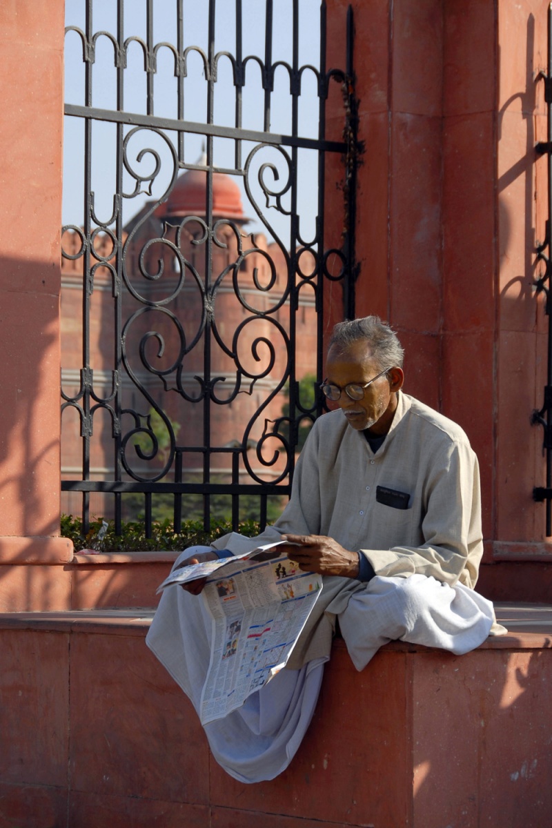 bill-hocker-red-fort-gate-new-delhi-india-2006