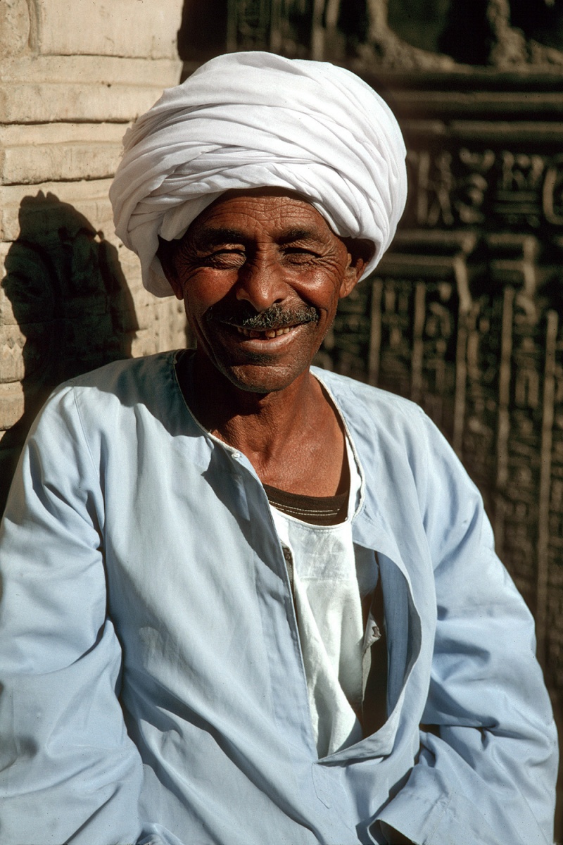 bill-hocker-professional-model-kom-ombo-egypt-1998