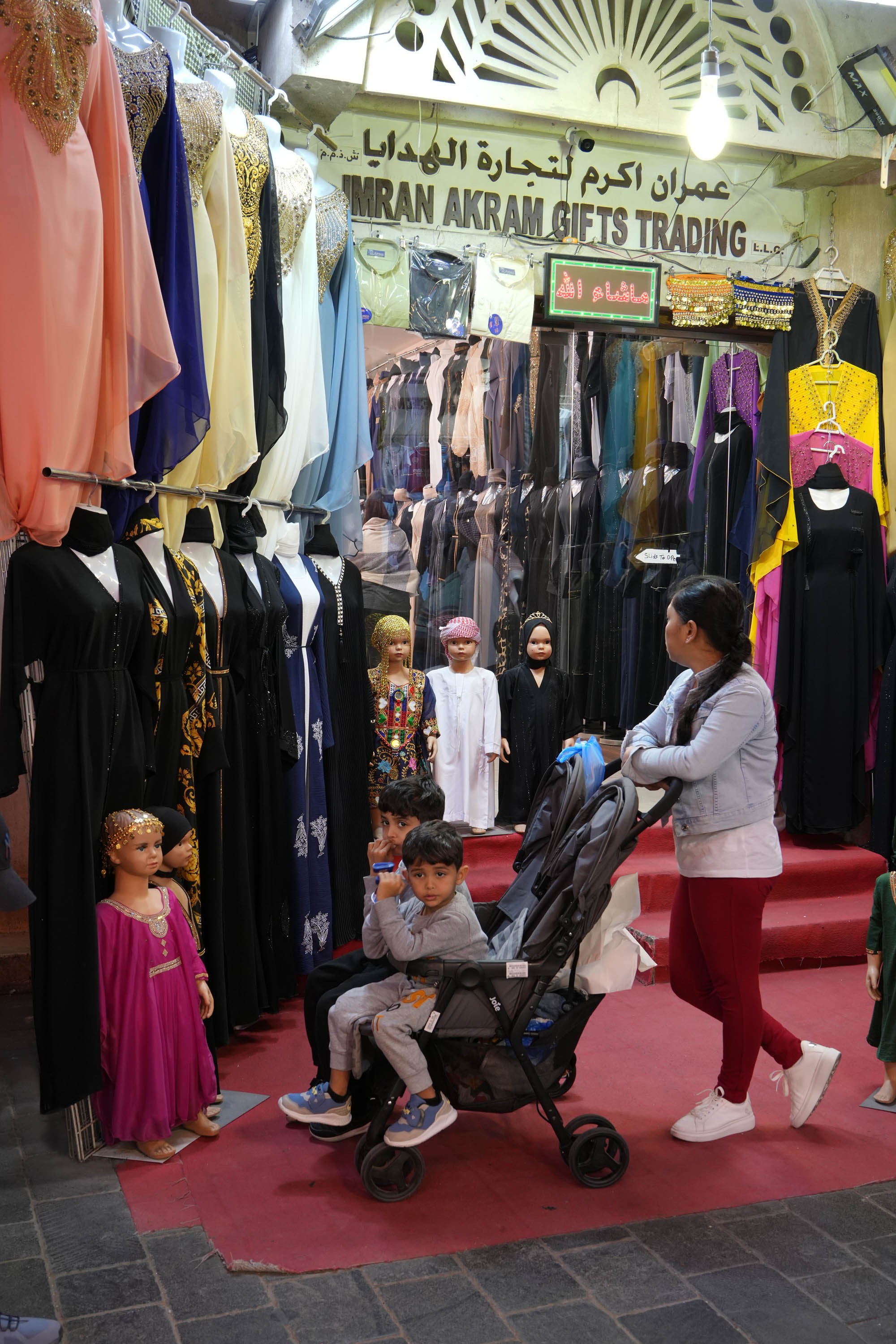 bill-hocker-dubai-old-souk-dubai-uae-2024