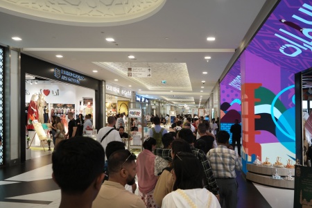 Entry Line
Sheikh Zayed Grand Mosque
Abu Dhabi, UAE