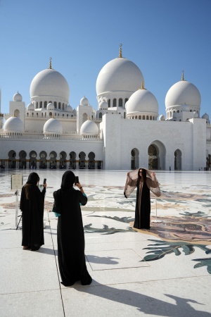 Shiekh Zayed Grand Mosque
Abu Dhabi, UAE
