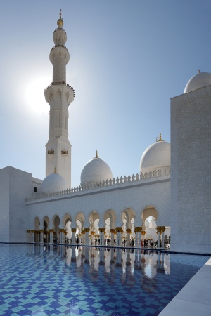 Sheikh Zayed Grand Mosque
Abu Dhabi, UAE