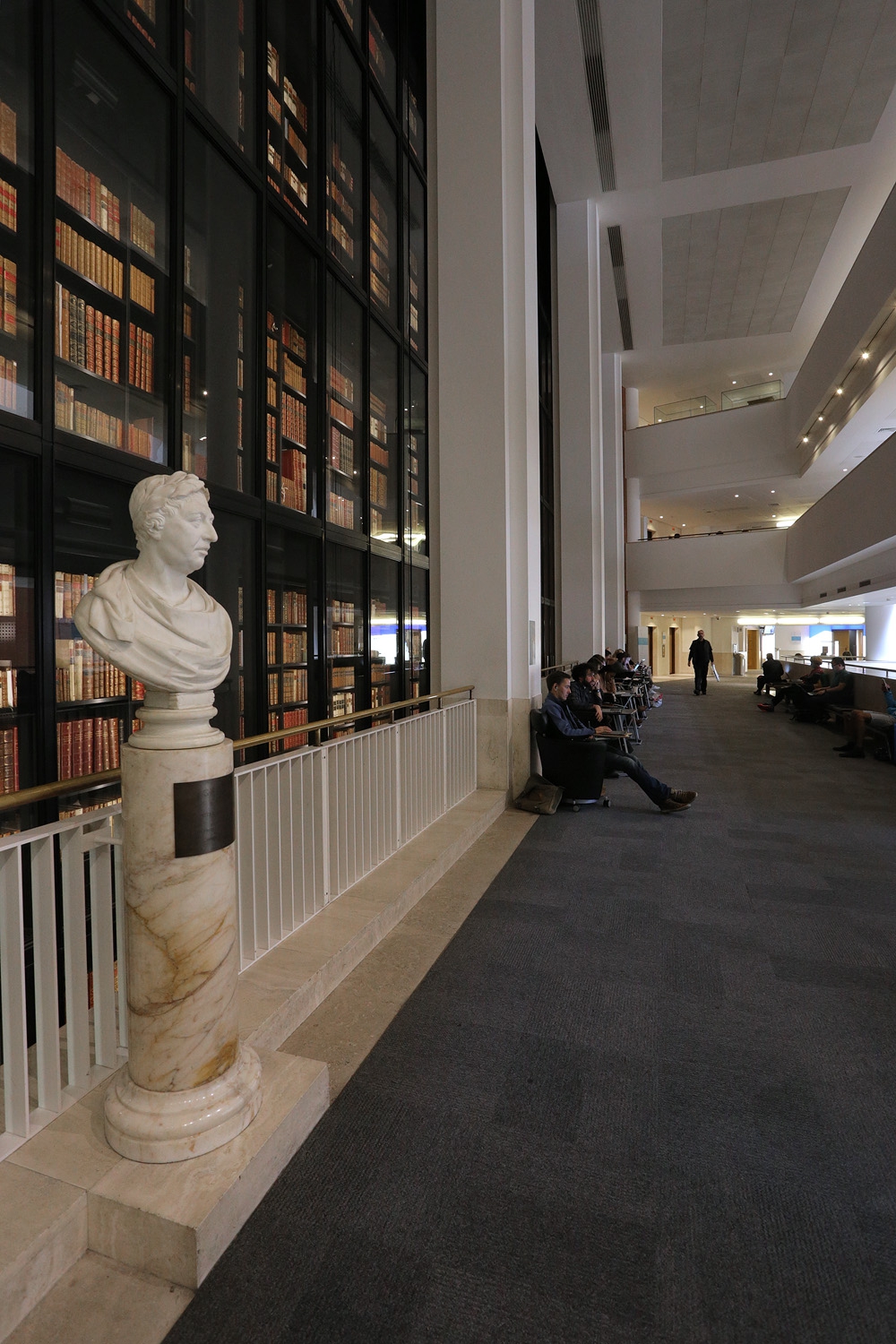 bill-hocker-british-library-london-england-2017