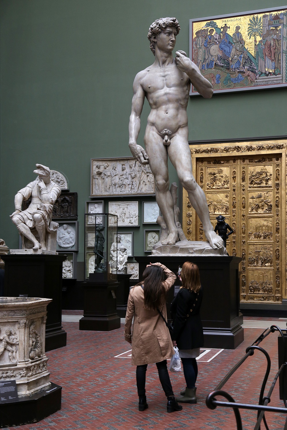 bill-hocker-victoria-and-albert-museum-london-england-2017