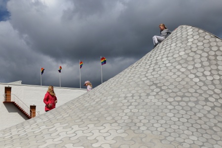 Lasipalatsinaukio Aukio
Helsinki, Finland