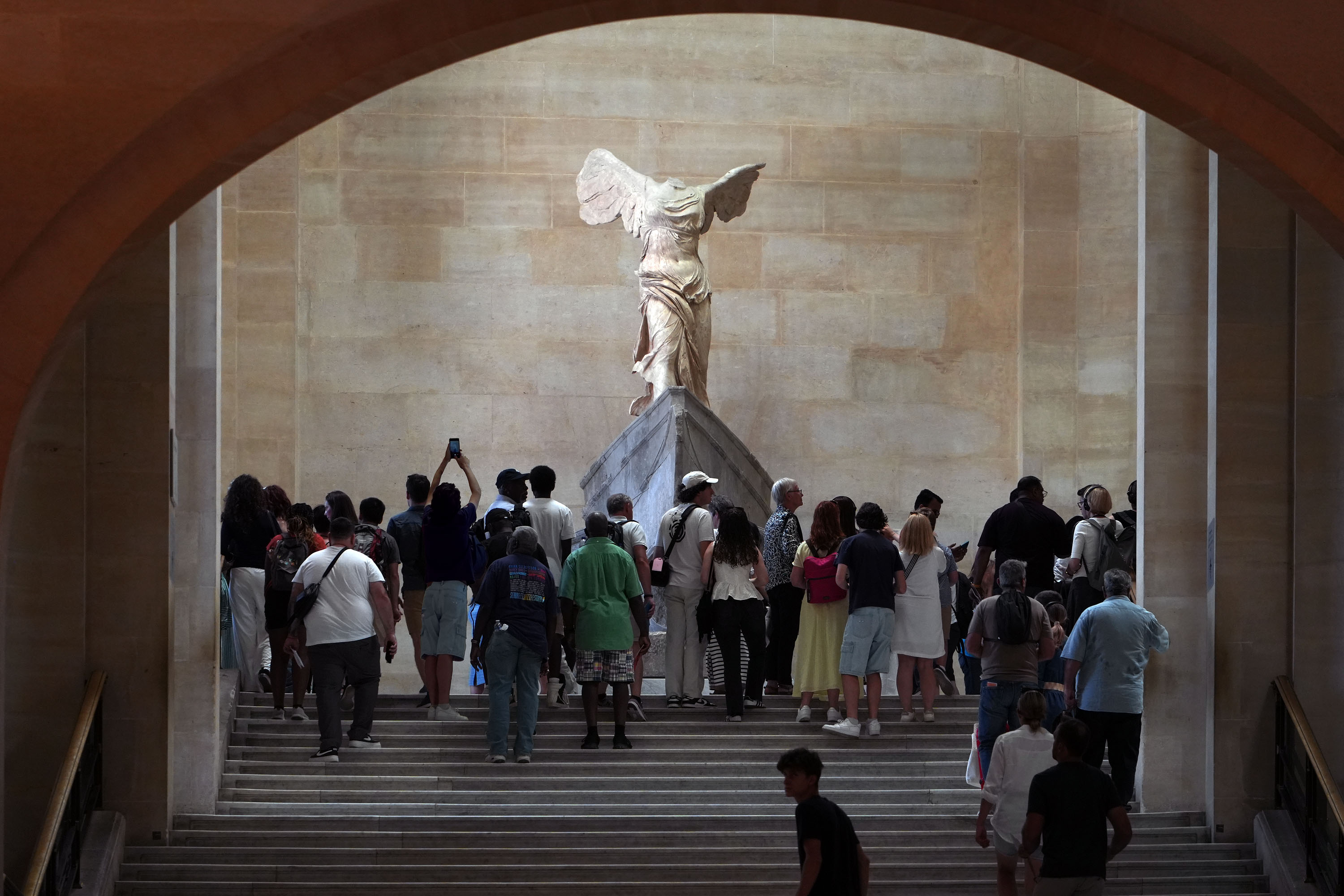 bill-hocker-louvre-museum-paris-france-2025