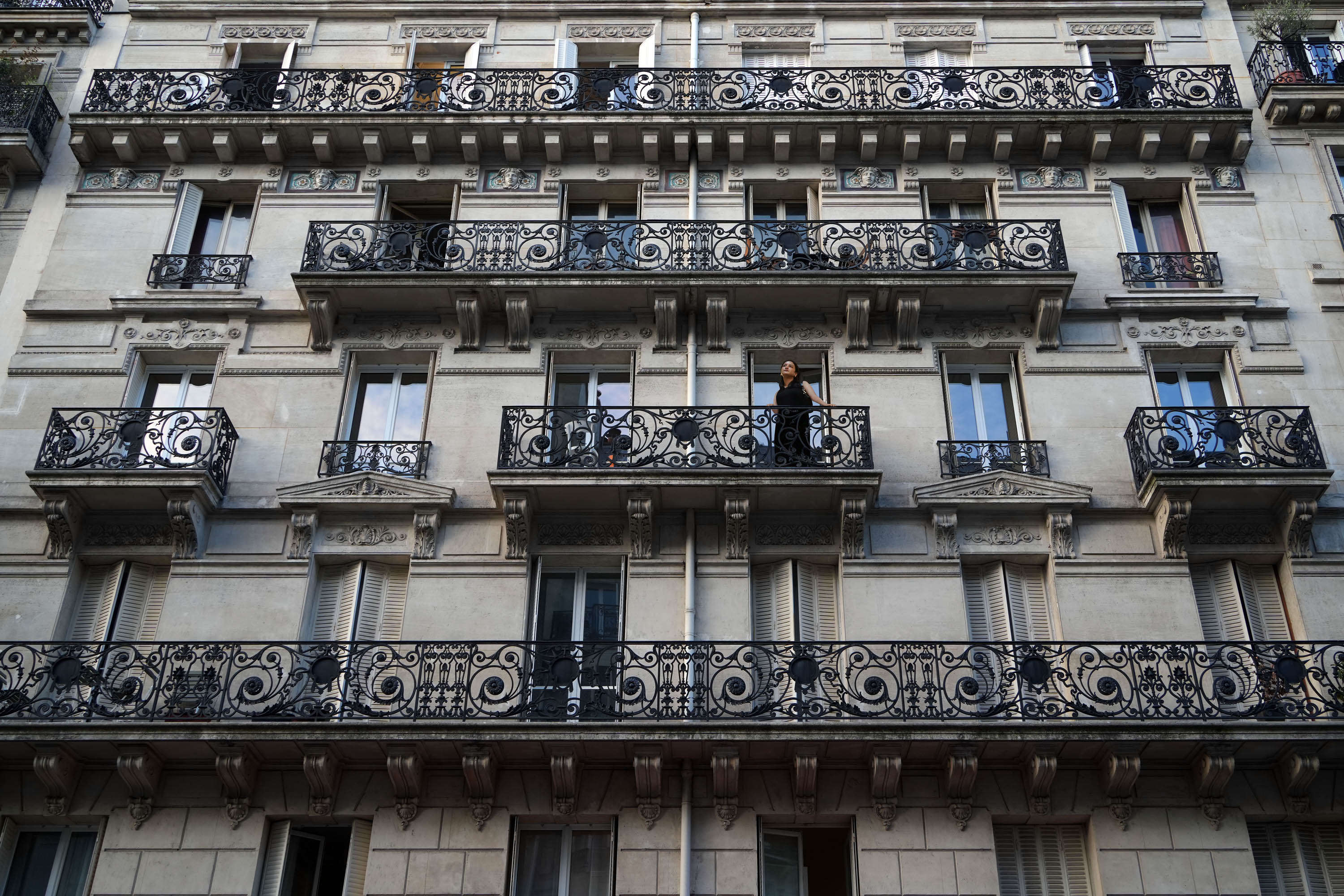 bill-hocker-balconies-paris-france-2025