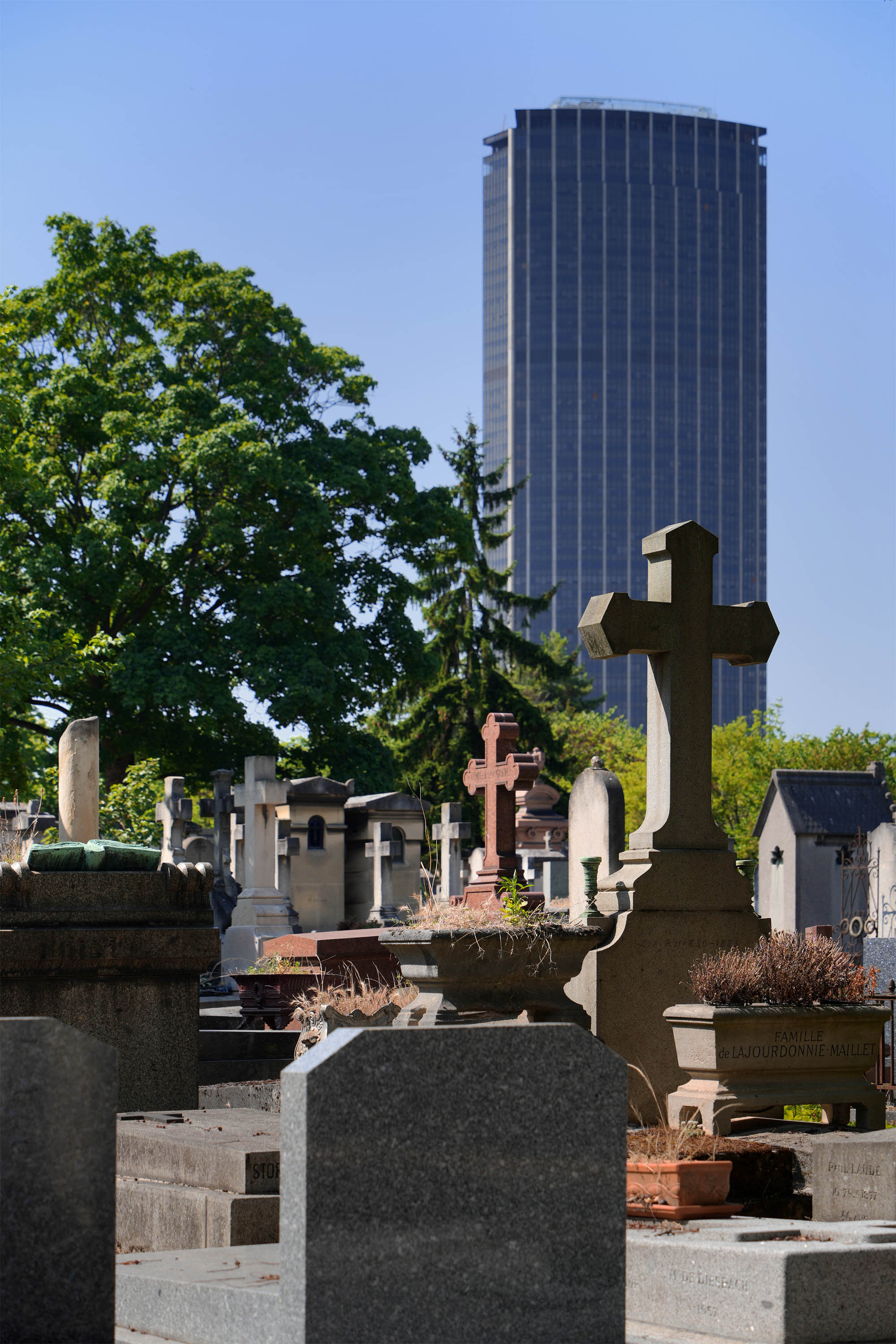 bill-hocker-montparnasse-cemetery-paris-france-2025