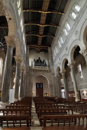 Basilique Saint-Martin de Tours
Tours, France