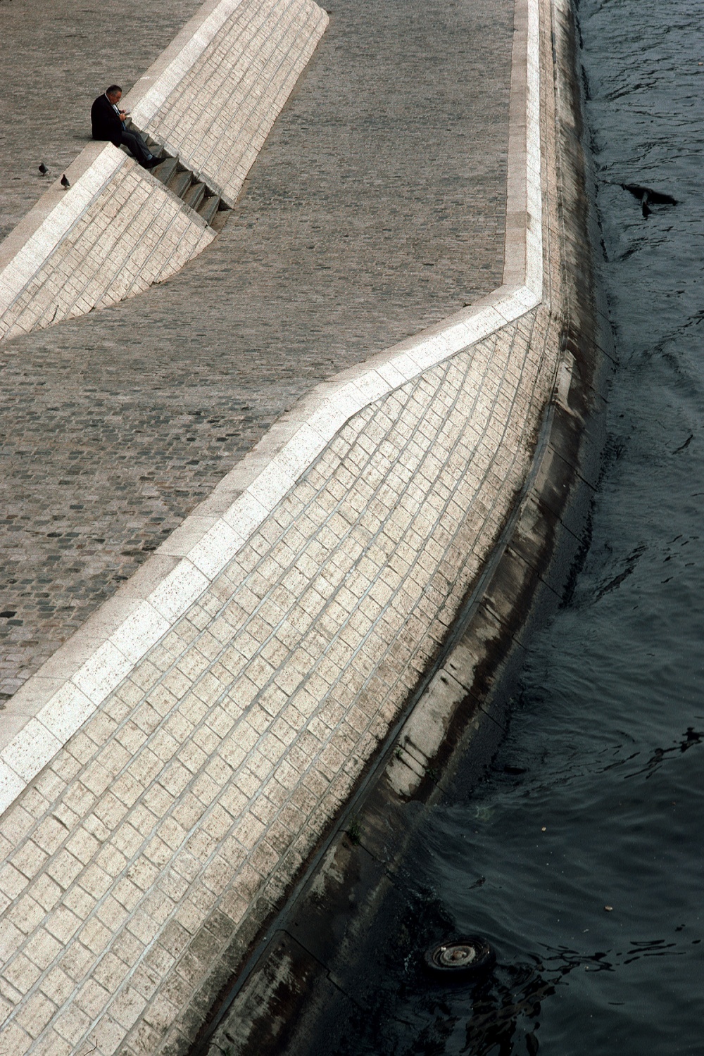 bill-hocker-the-seine-paris-france-1990