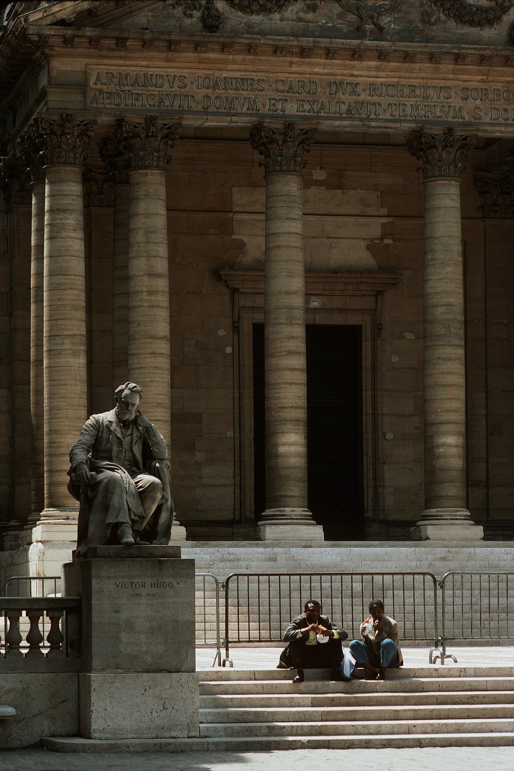 bill-hocker-the-sorbonne-paris-france-1990