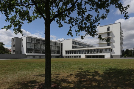 Bauhaus
Dessau, Germany