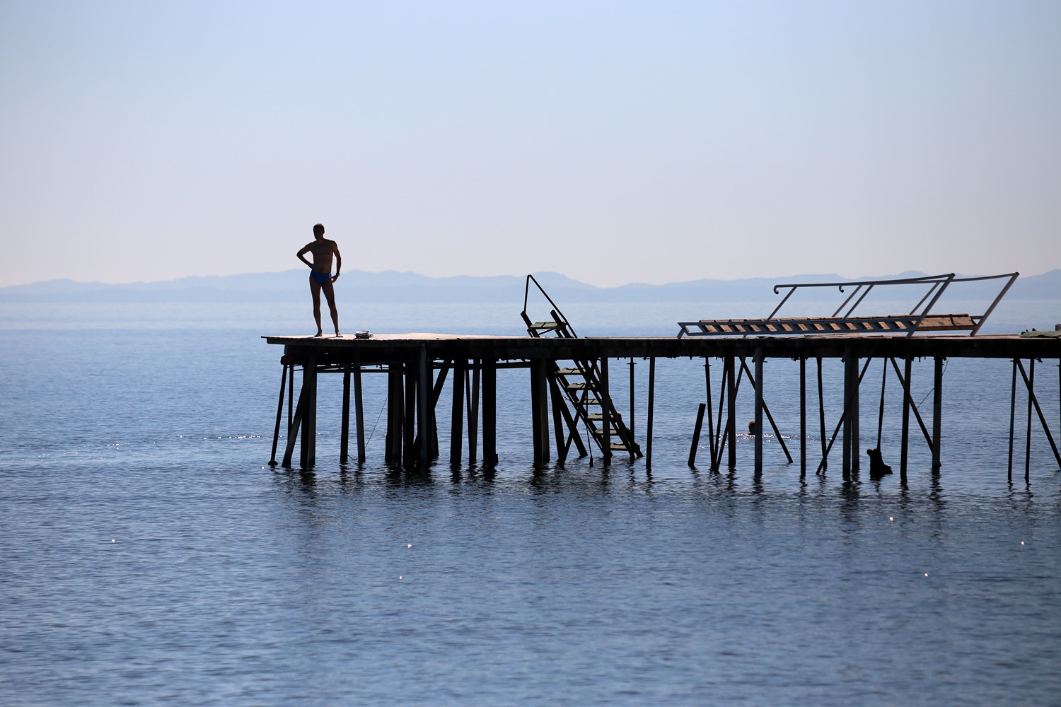 bill-hocker-swimming-club-pier-kerkyra-corfu-greece-2017