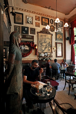 Cafodeio Ellenikon
Thessaloniki, Greece