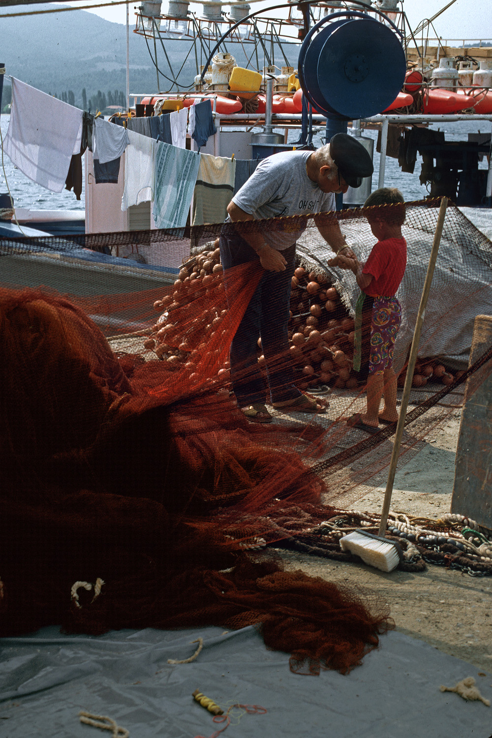 bill-hocker-inspection-sifnos-greece-1992