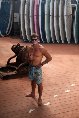 Surfer's Shaka
Haleiwa, Hawai'i