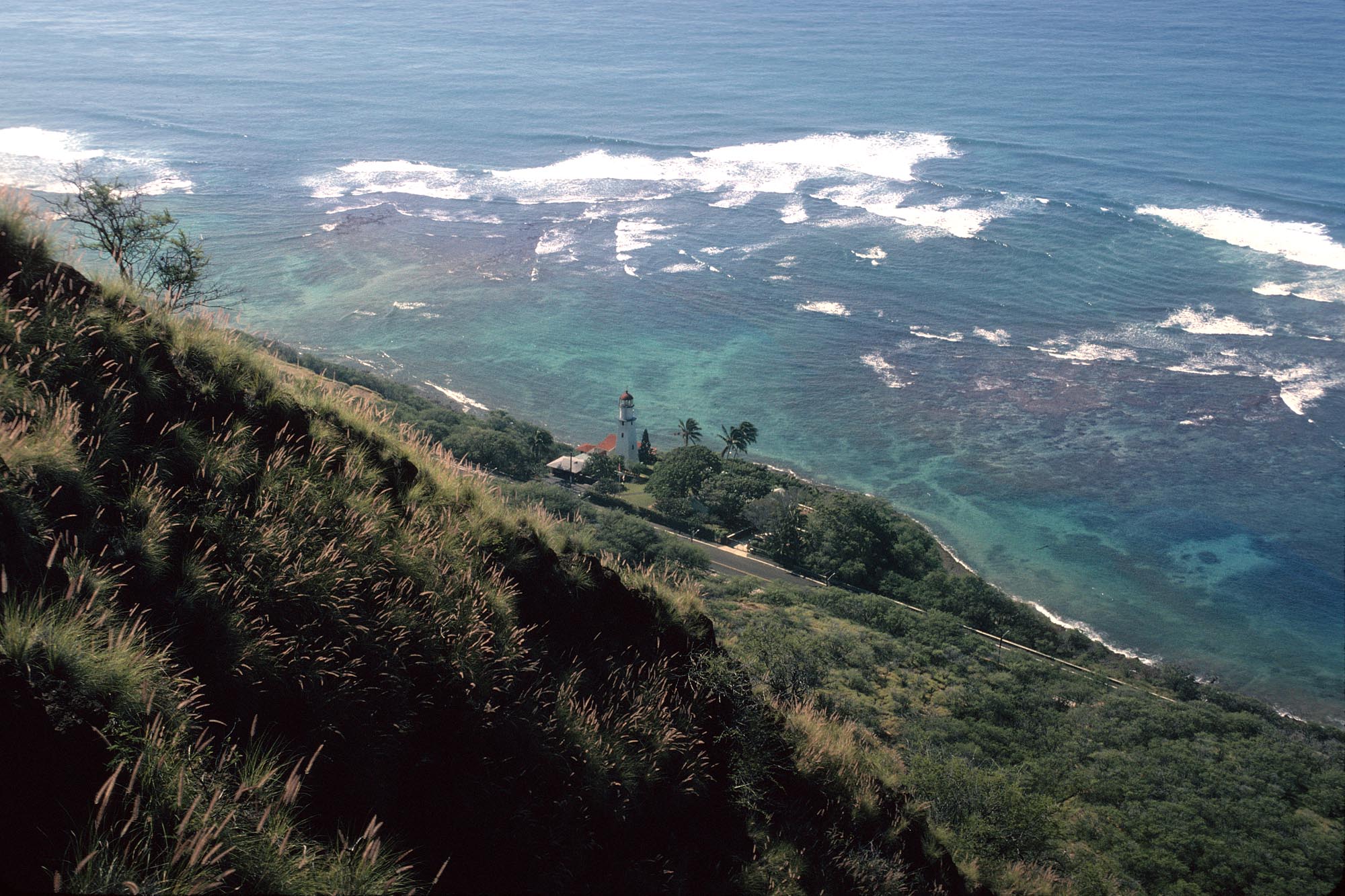 bill-hocker-diamond-head-lighthouse-oahu-hawai'i-1994