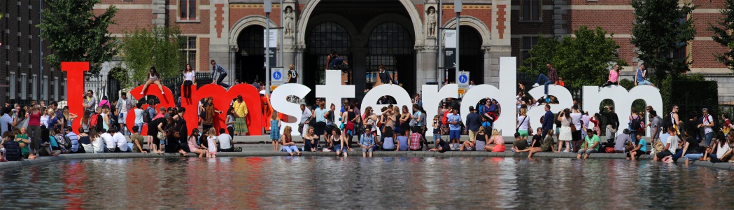 I amstrdam
Rijksmuseum
Amsterdam, Holland