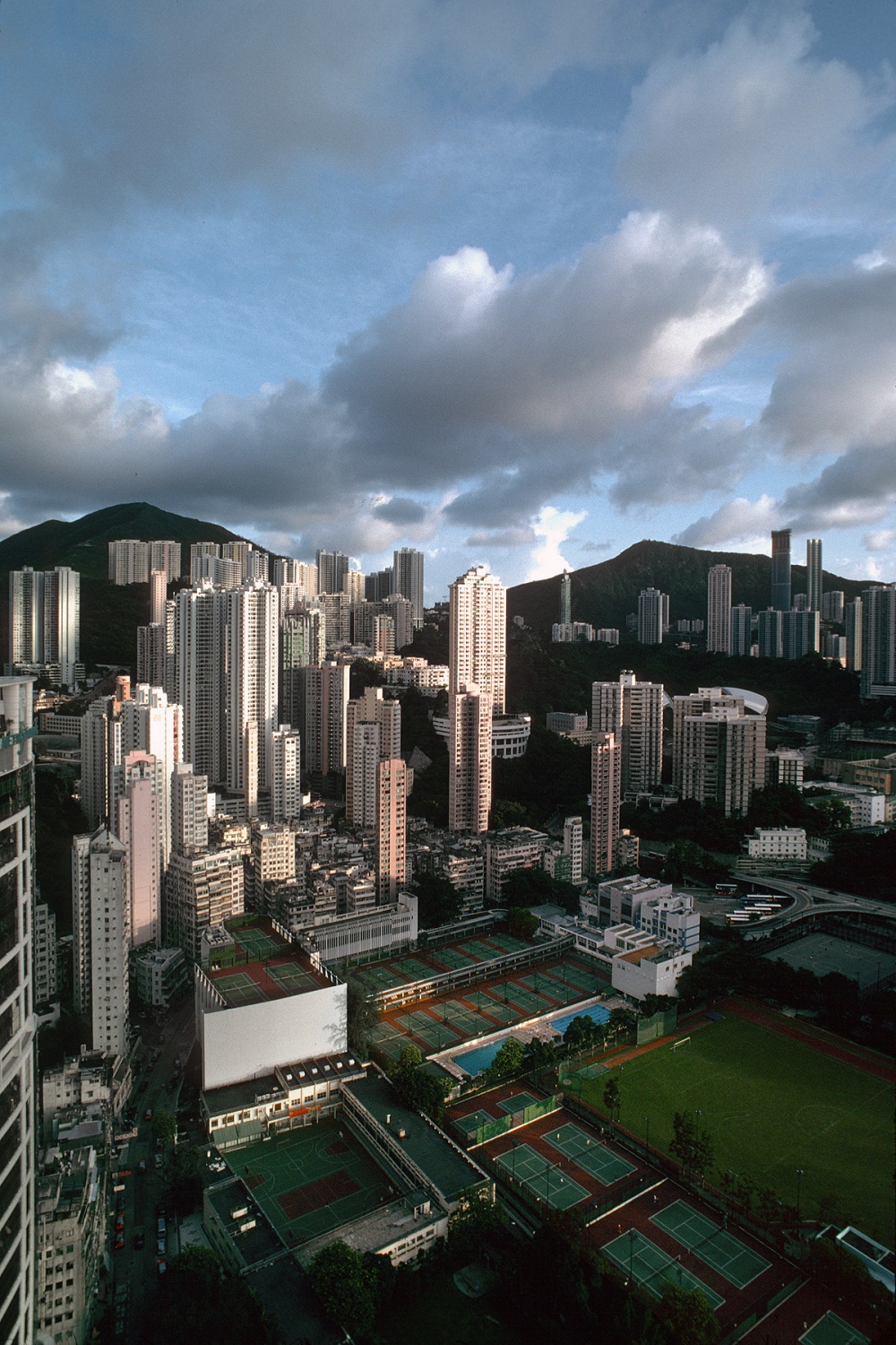 bill-hocker-from-causeway-bay-hong-kong-2002