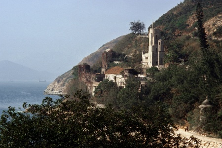 Yu Castle
Repulse Bay, Hong Kong