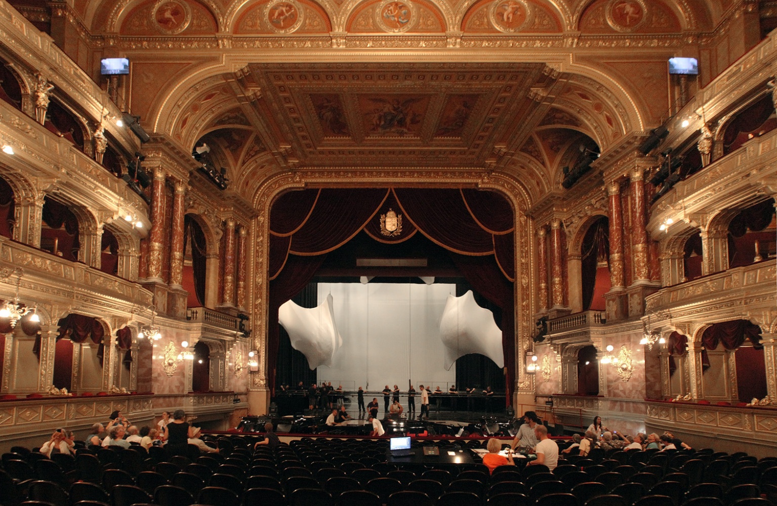 bill-hocker-hungarian-state-opera-house-budapest-hungary-2013