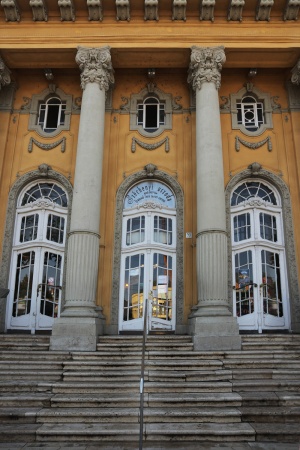 West Entry
Széchenyi Baths
Budapest, Hungary