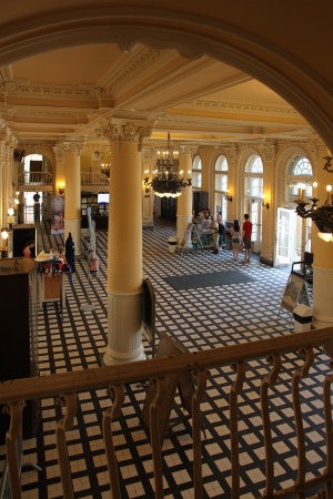 Lobby
Széchenyi Baths
Budapest, Hungary