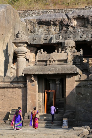 Cave 32
Ellora, India