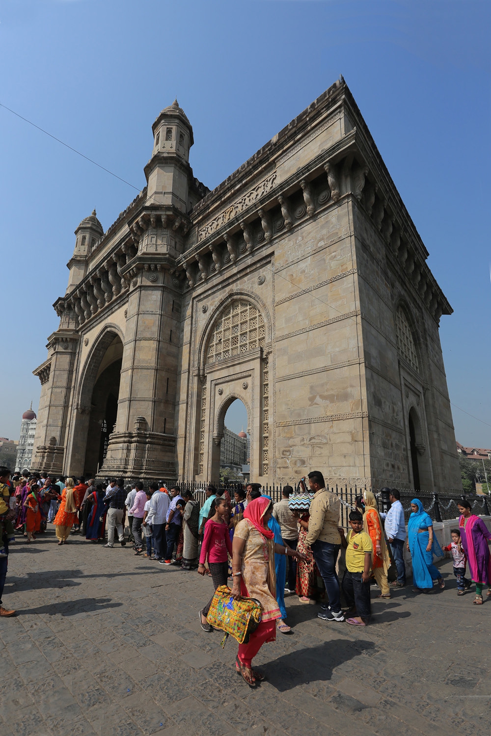 bill-hocker-india-gate-mumbai-india-2018
