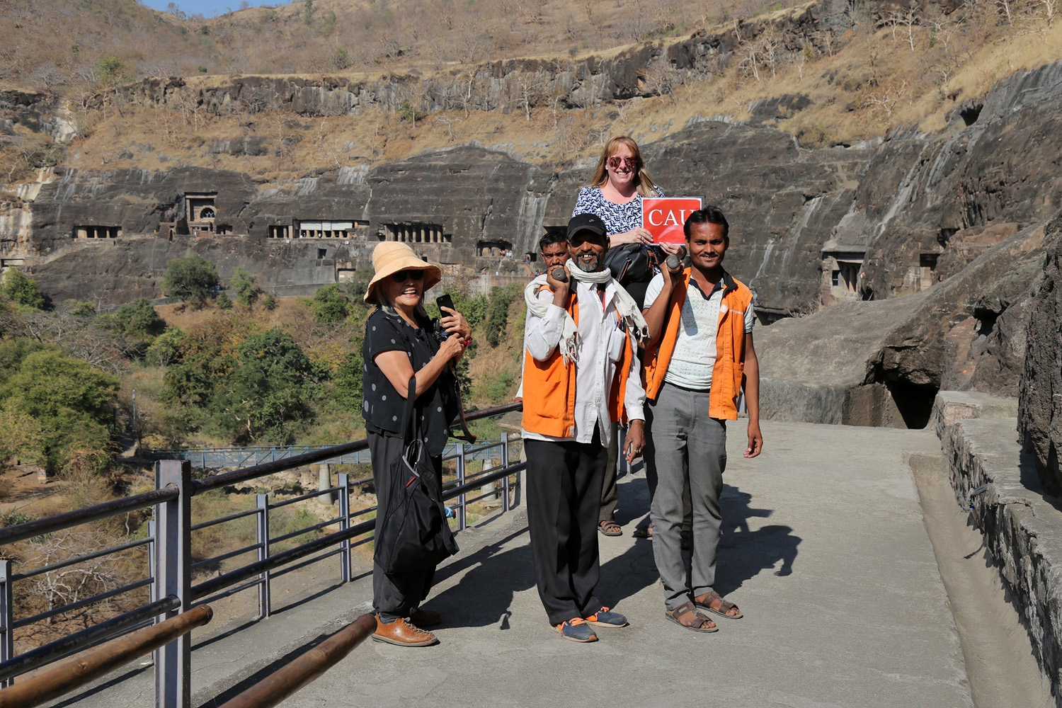 bill-hocker-tour-leader-ajanta-india-2018