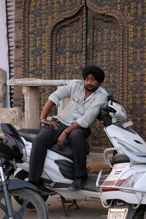 Sikh Guard, Antique Shop
Jodhpur, India