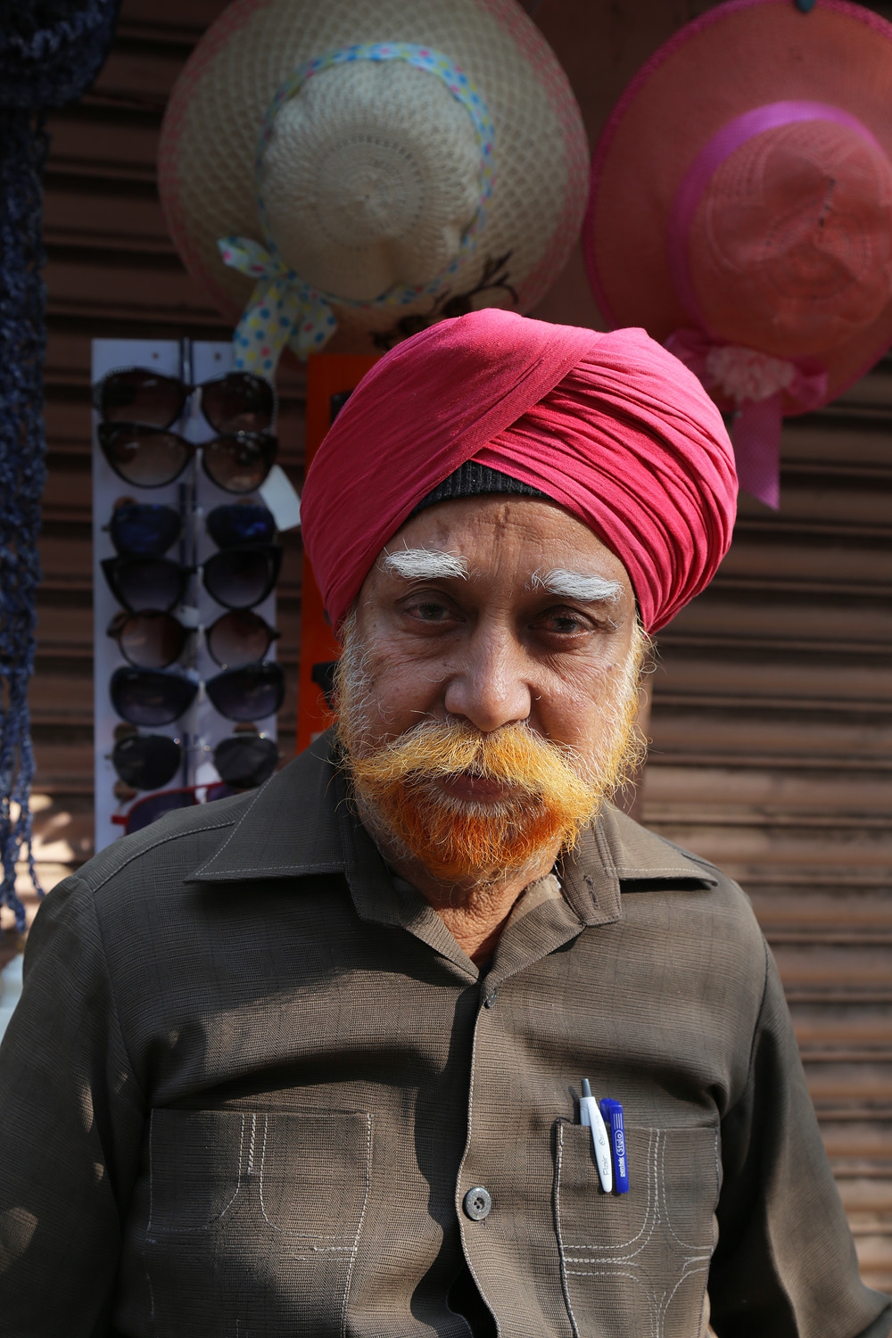 bill-hocker-taj-mahal-merchant-agra-india-2018
