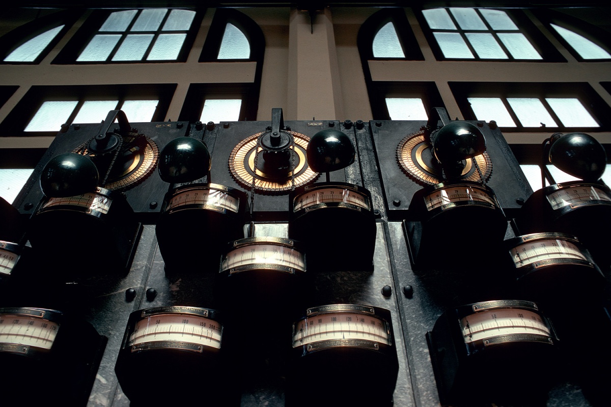 bill-hocker-meters-&-rheostats-san-francisco-california-1974