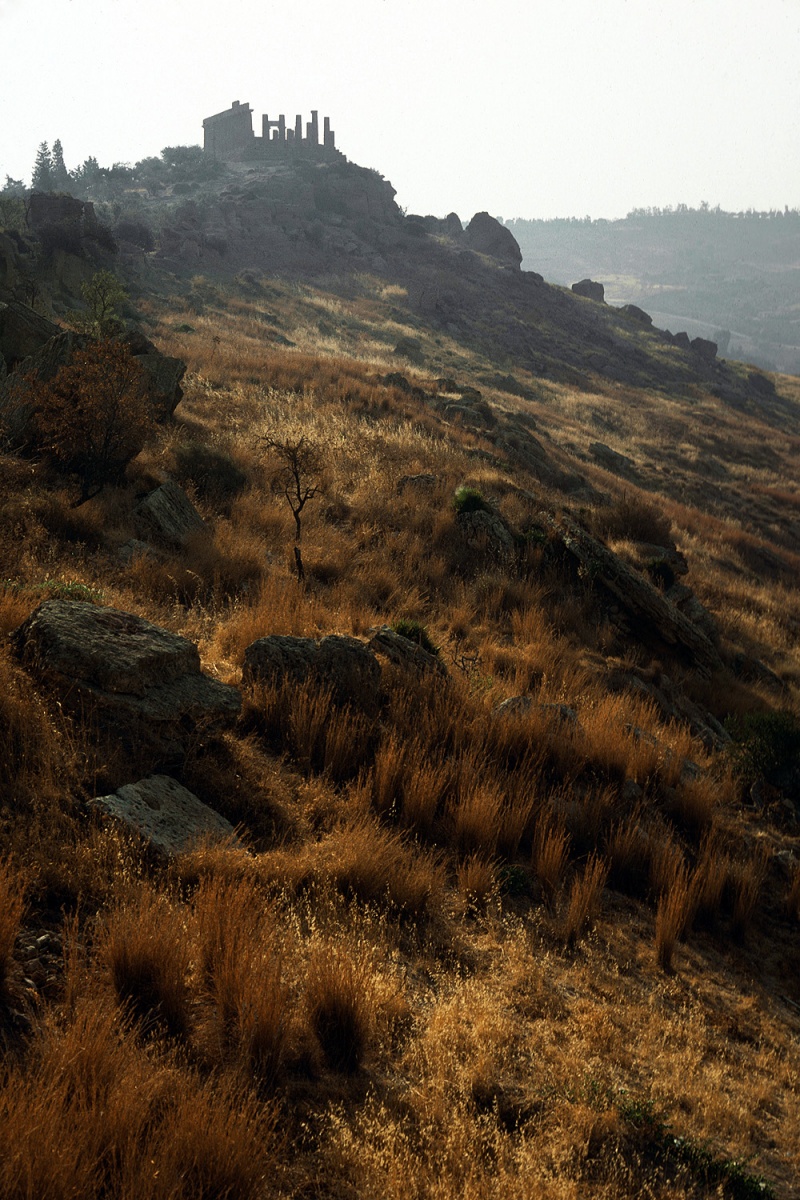 bill-hocker-hillside-agrigento-sicily-1984