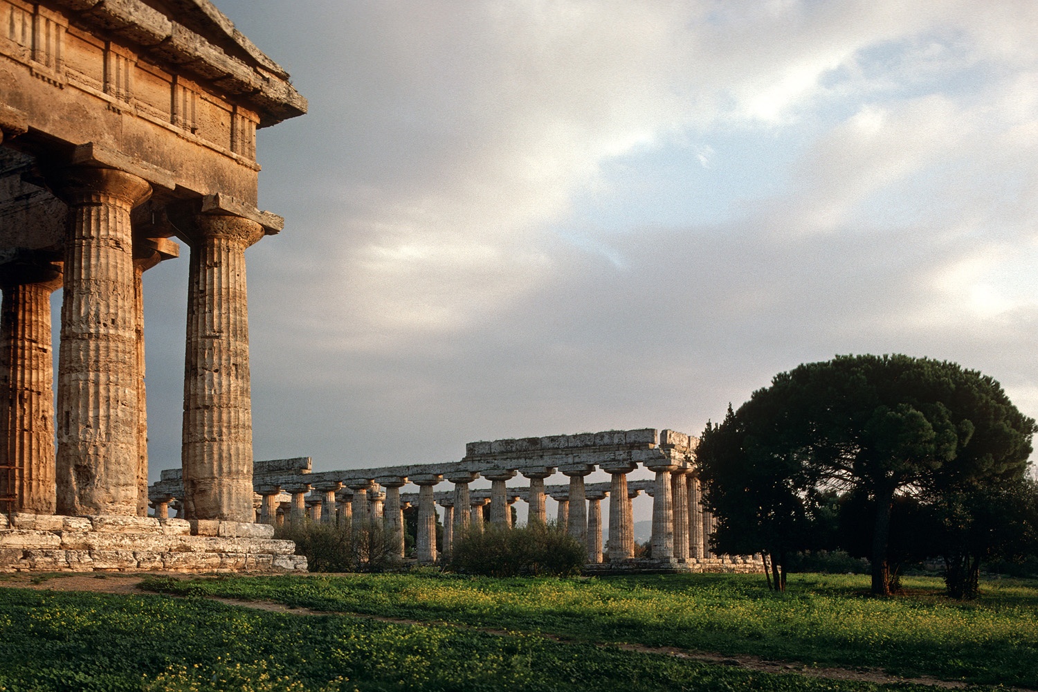 bill-hocker-greek-temples-paestum-italy-1986